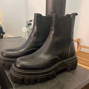 Marc Fisher Patrick Chelsea Boots black, chunky